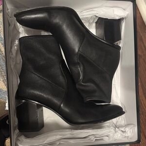 Alexander Wang iconic notch Black Ankle Boots